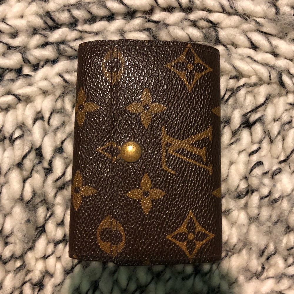 Louis Vuitton key case